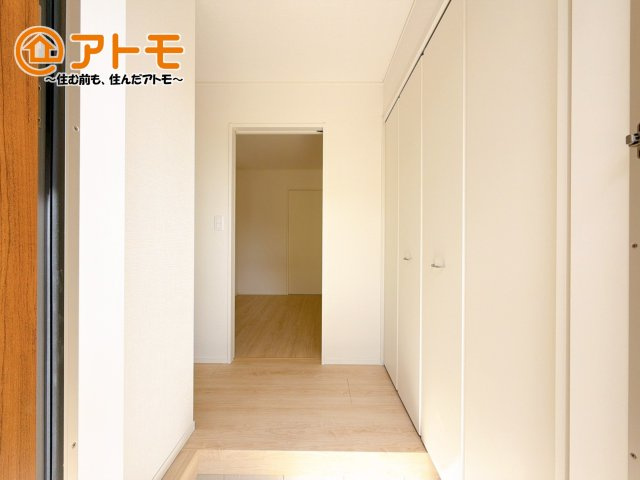 玄関は収納付きで使い勝手良好♪見た目もすっきり♪