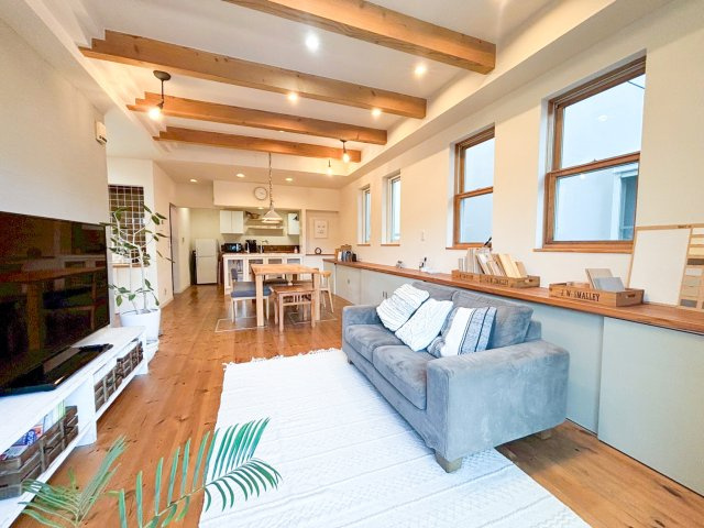 ネットで簡単◆見学予約【まずはお気軽に見学予約・資料請求をクリック】