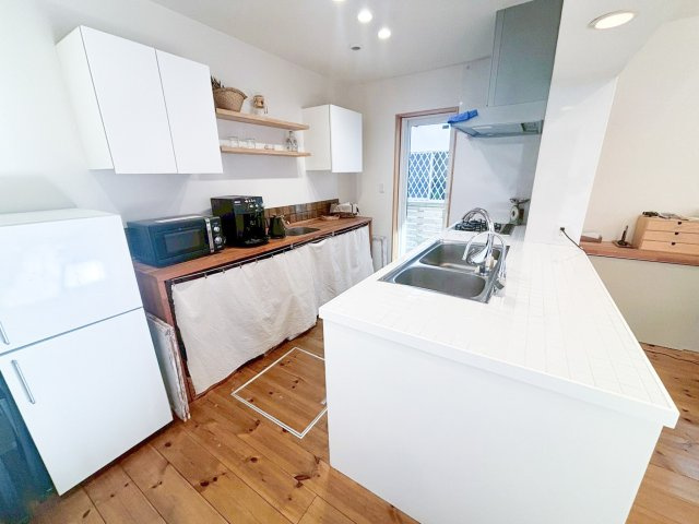 オープンタイプのシステムキッチン