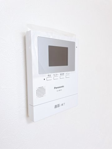 モニター付きインターホンで急な来客でも安心です♪
