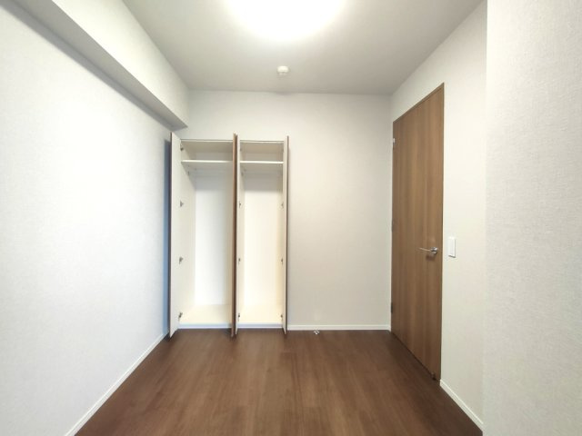 【洋室約4.8帖】