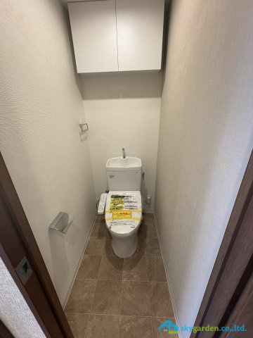 シンプルで使いやすいトイレです