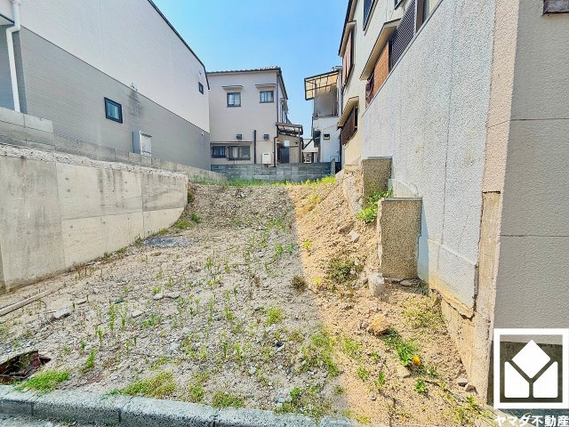 阪神本線「甲子園」駅まで徒歩21分の立地。毎日の通勤・通学だけでなく、休日のお出かけまで利便性に優れています。