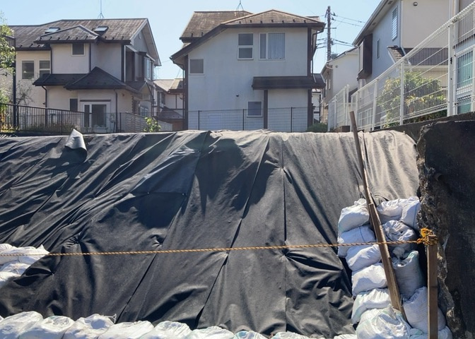 隣家の土地はどうなっているのか、生活利便施設が近くにあるのか、学校まで近いかなど、お客様のライフスタイルにあわせたイメージが重要です。また、近くにあると困る施設が近くにないかも確認するといいでしょう。