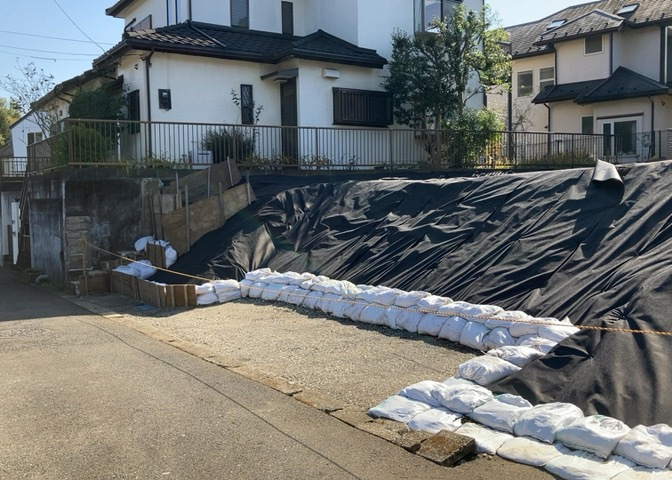 家を建てる前提で土地を探している場合、地盤の丈夫さは譲れない条件の一つです。地盤が脆弱だと追加工事が必要となります。また、過去に地盤沈下や液状化現象を起こした土地は、できるだけ避けた方がいいでしょう。