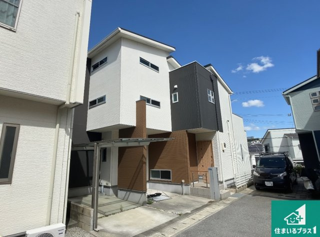 周辺は落ち着いた街並みの住宅地！子育てがしやすい住環境です！気になることがありましたら、お気軽にお問い合わせください！