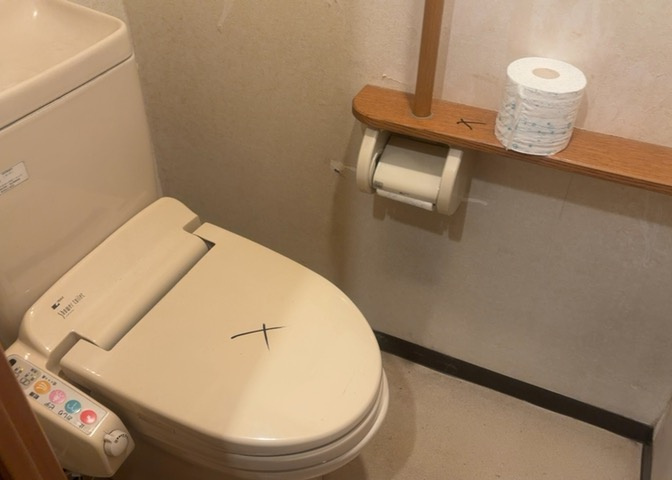 トイレは大きさや形、機能、抗菌性などが異なる多種多彩なタイプが各メーカーから出ています。それぞれに良さがあるため、事前にどういったタイプのトイレがいいのかをご家庭内で決めて、内見に行くといいでしょう。