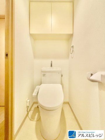 フチ裏がなく凸凹も少ないお掃除しやすいトイレです