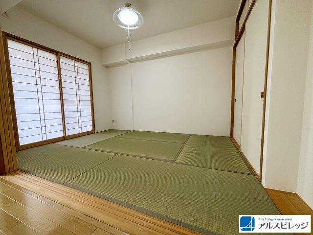 すぐ横になれる和室は、みんながほっと一息つける空間（和室6.0帖）