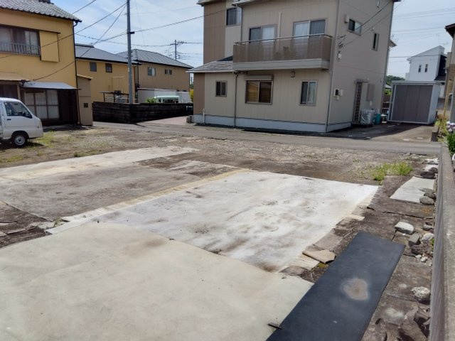 間口が広々としています。車の出入りがスムーズに行えます。