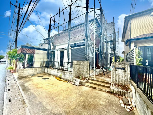 ■新規内外装リフォーム　■LDK17.5帖・対面式キッチン　■出羽小学校徒歩12分(950ｍ)・武蔵野中学校徒歩13分(1000ｍ)