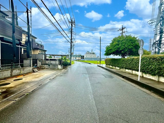 ■新規内外装リフォーム　■LDK17.5帖・対面式キッチン　■出羽小学校徒歩12分(950ｍ)・武蔵野中学校徒歩13分(1000ｍ)
