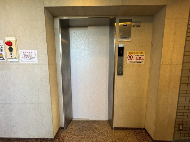 エレベーター