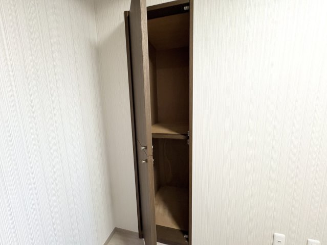 収納付きで、お部屋がすっきり片付きます。