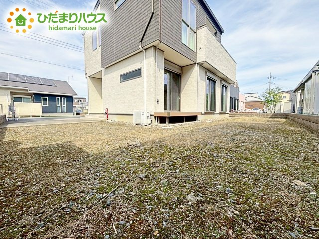 お庭付物件になります！お庭遊びや、プールなどお子様も大喜び(^^)