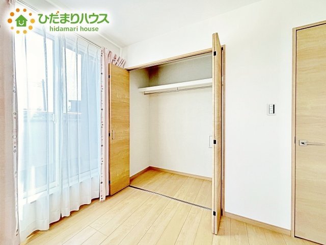 お洋服の多い女性に人気！収納力の高いクローゼット付☆彡