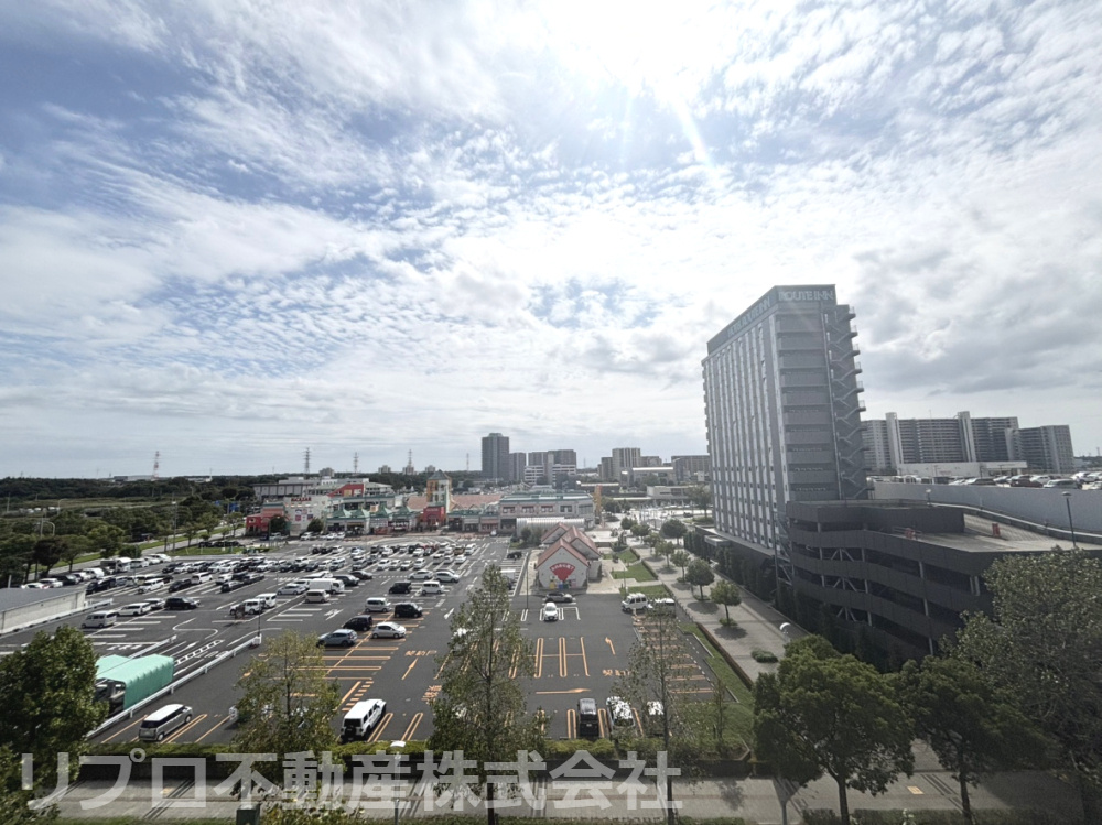 バルコニーからの開放的な眺望、毎日の暮らしにゆとりを感じられます！