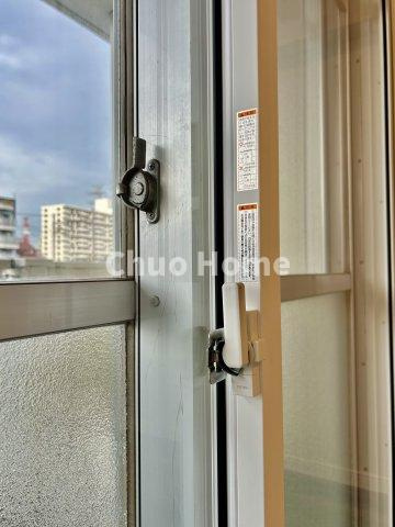 二重サッシにつきまして防音性良好です
