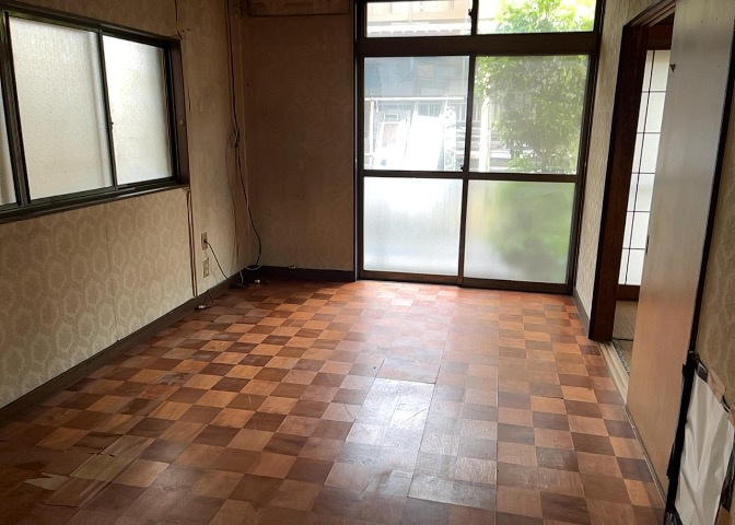 リビングの間取りの種類は大きくわけてリビングとダイニングが別になっているタイプ、リビングダイニング一体型です。どちらも一長一短ですので、家を選ぶ時はその両面をチェックして決めるようにしましょう。