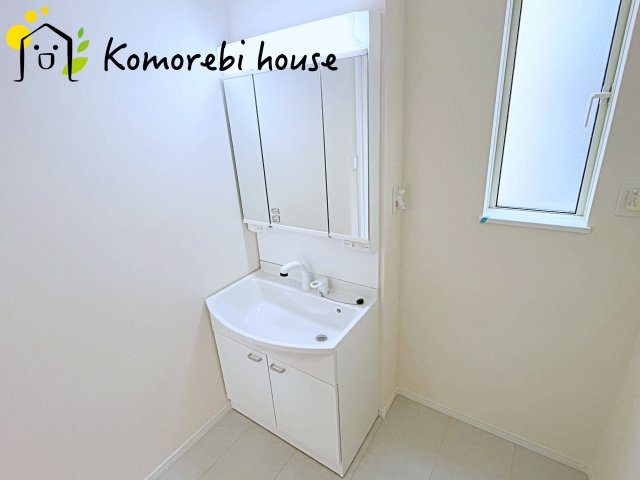 独立洗面台で身支度をすべて済ませてしまいましょう