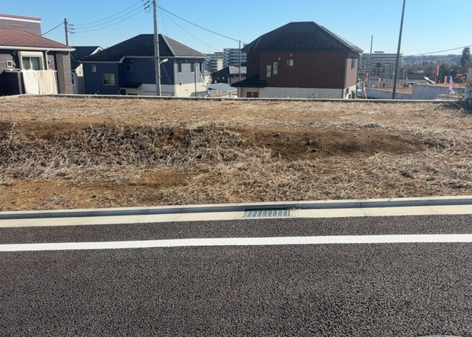 家を建てる前提で土地を探している場合、地盤の丈夫さは譲れない条件の一つです。地盤が脆弱だと追加工事が必要となります。また、過去に地盤沈下や液状化現象を起こした土地は、できるだけ避けた方がいいでしょう。