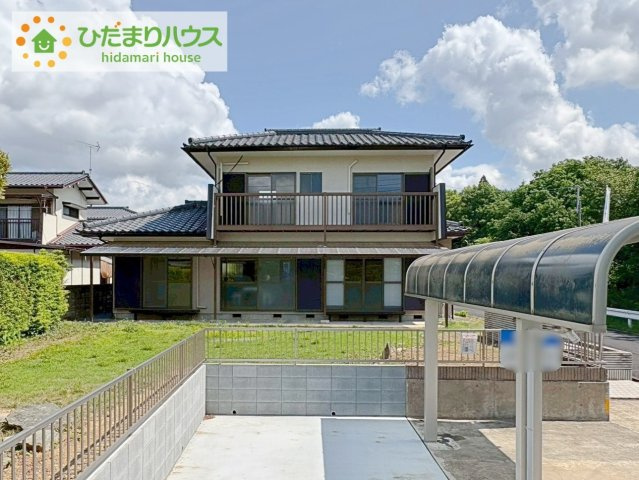 家族だんらんで、笑顔のたえない時間も増えそうな広々としたLDKが魅力です(^^)/窓も多くて明るい空間でくつろげます。
