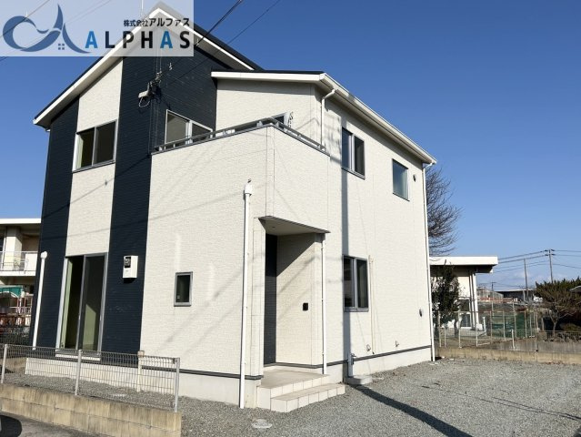 南西向きの為、陽当り・通風良好な一戸建て♪