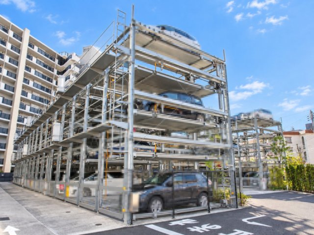 【駐車場】