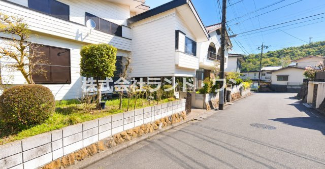 南西側約6ｍ公道に接道、陽当たり開放感良好です！