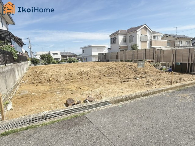 ●年中無休：当日予約可●前面道路との高低さがなく、入出庫もしやすいです。