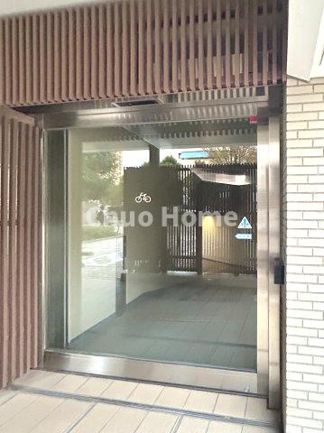 【自転車置き場】最新の空き状況や費用などの詳細は担当スタッフまでお問い合わせください。