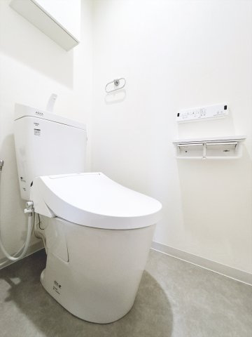 収納付きトイレです！　すっきりとした空間を保てます◎
