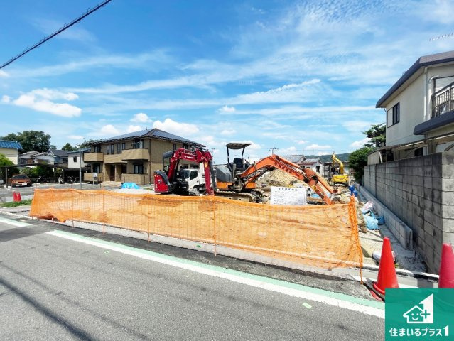 周辺は落ち着いた街並みの住宅地！子育てがしやすい住環境です！現地でしかわからない事もございます。是非一度ご覧ください。