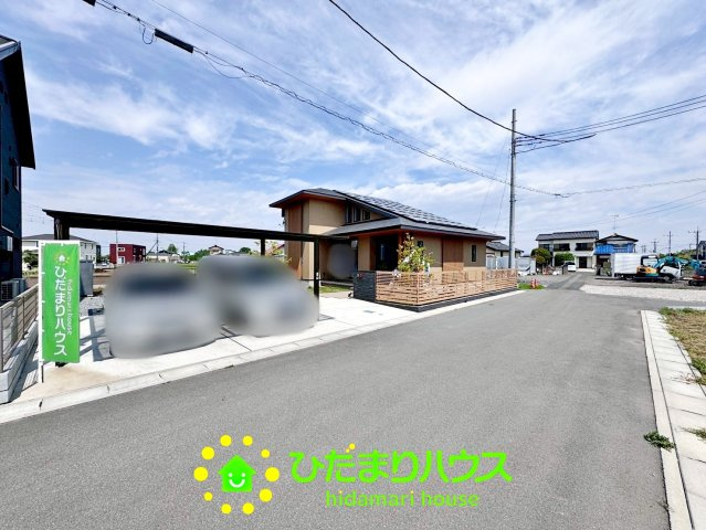 前面道路幅は6ｍ！お車の出し入れもラクラク！