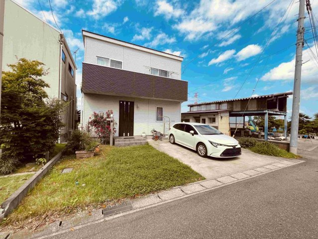 外観：312001106064