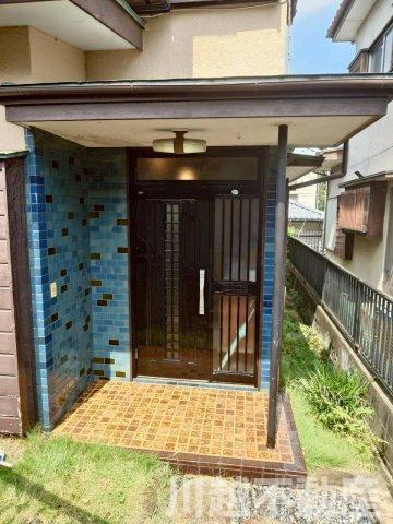 シンプルで使いやすい玄関です