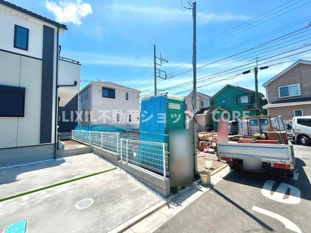 ご見学の際にはご自宅はもちろん、駅やご指定頂いた場所まで無料でお迎えに伺います。