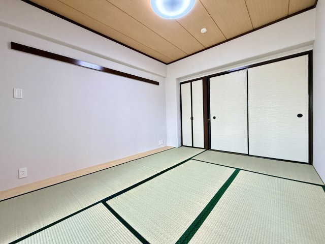 【和室約6.1帖】　人気の和室スペース！畳・障子日本だからこそ味わえる和の空間をぜひ堪能してみてください♪