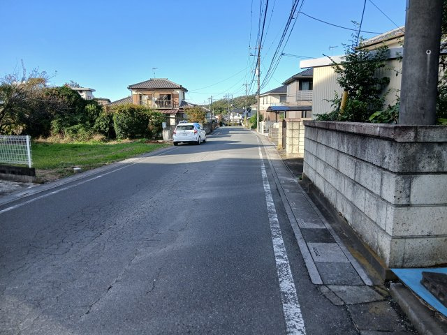 西側約6.5ｍ公道に接する