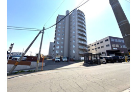 ロイヤルシャトー手稲富丘スカイタワーの外観