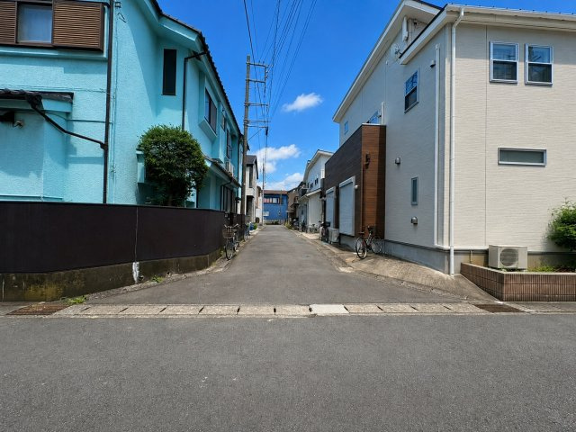 南東道路に面し陽当り良好！敷地約29坪・整形地！自由設計で夢のマイホームはいかがでしょうか！建築条件なし・お好きなハウスメーカーで建築可能です！