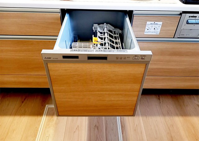 家事の時短に欠かせない食洗器を完備しています。（施工例）