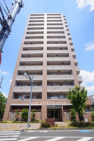 【洋室4.7帖】南側のバルコニーに面したお部屋です☆