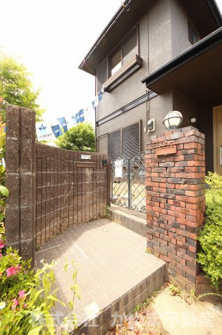 門扉まわりです