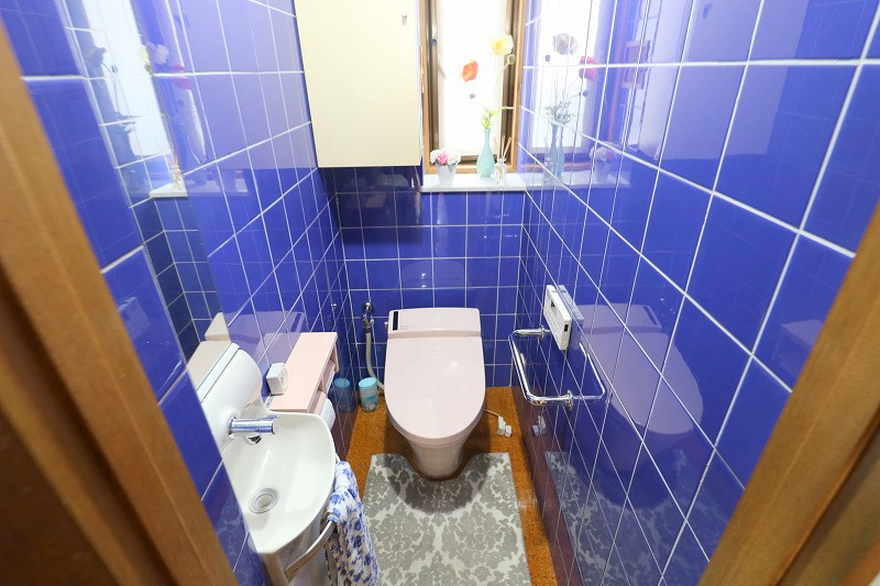 トイレは1階と2階にあり各居室からの動線がスムーズです。