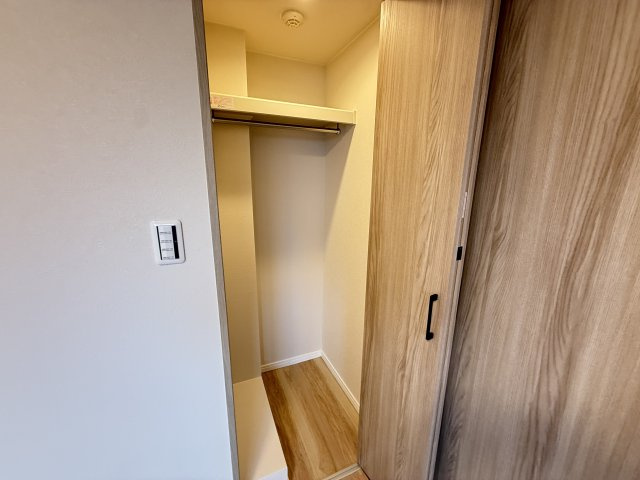 各居室に収納がついており、家族で使い分けしやすくなっています。　