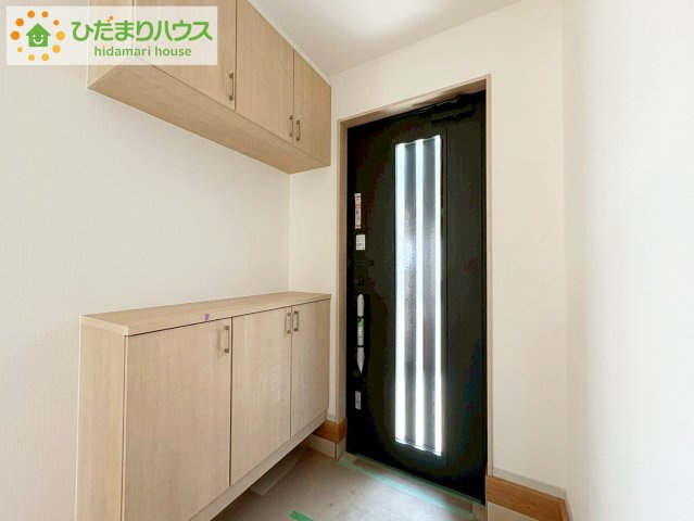 丁度良い靴箱のサイズ♪これだけあれば家族全員の靴がしまえてスッキリ(^O^)