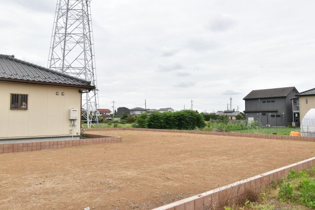 敷地約64坪・自由設計で夢のマイホームはいかがでしょうか・お好きなハウスメーカーで建築可能です！出羽小学校まで徒歩約9分(700ｍ)！お気軽にお問い合わせください！