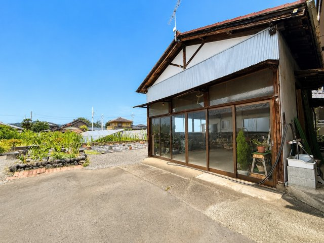 倉庫がございます