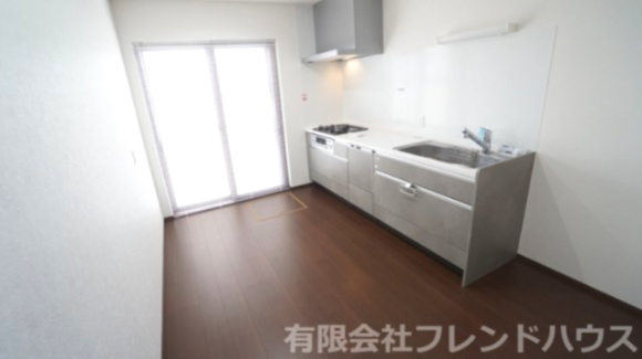 ☆6帖ＤＫ　※間取り変更で16帖ＬＤＫに対応できます♪